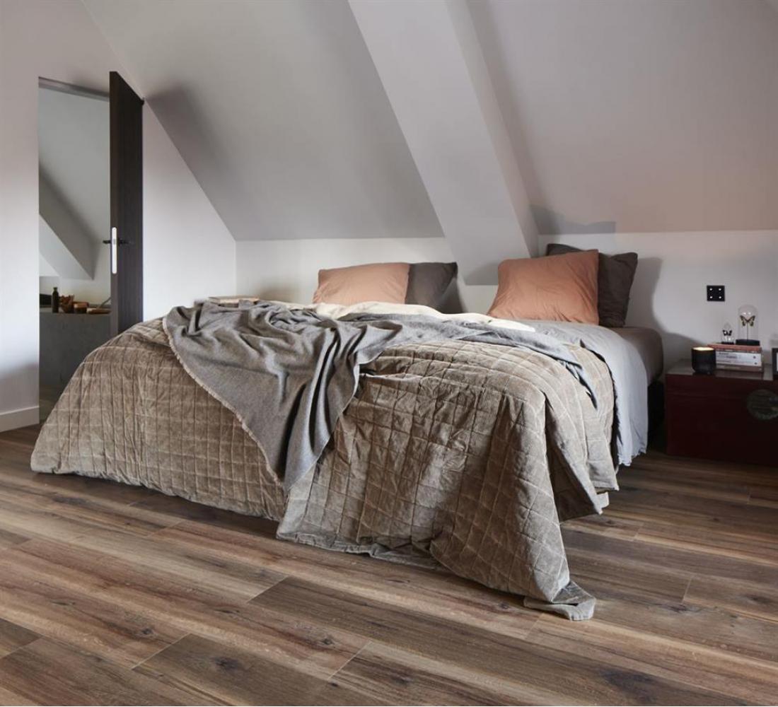 Замковой Виниловый пол BerryAlloc 60001367 Cracked Dark Brown Style