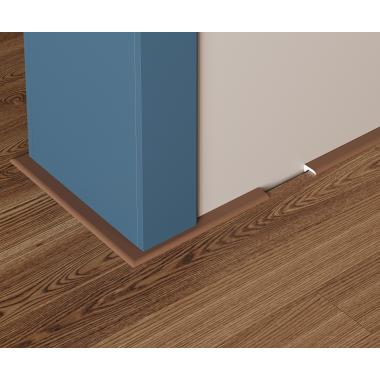 ПЛИНТУС PL015